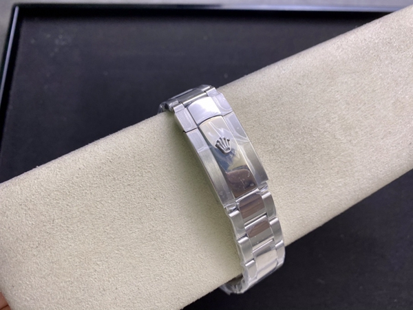 激安ロレックス着用イメージ